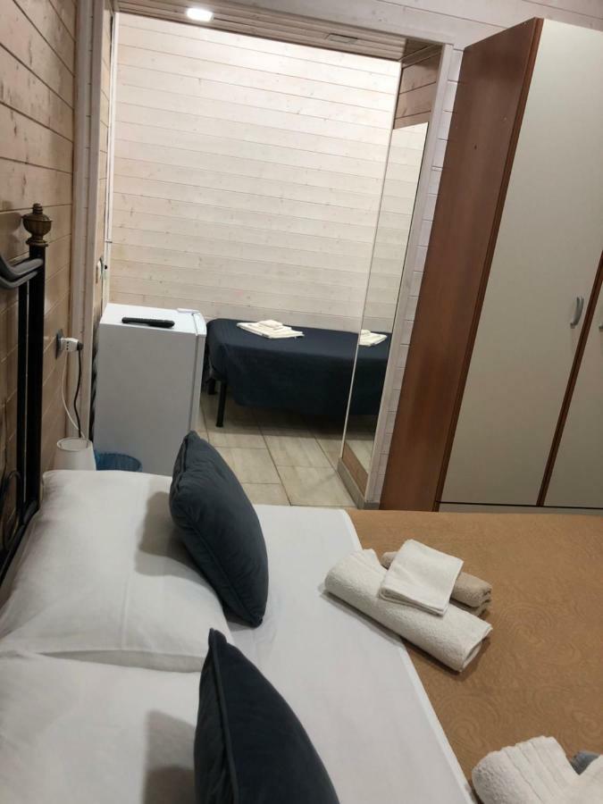 Rooms Chanel Syracuse Exterior photo